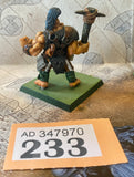 Warhammer Fantasy - Ogres - Classic Ogre with Spiked Club (Metal) - O233
